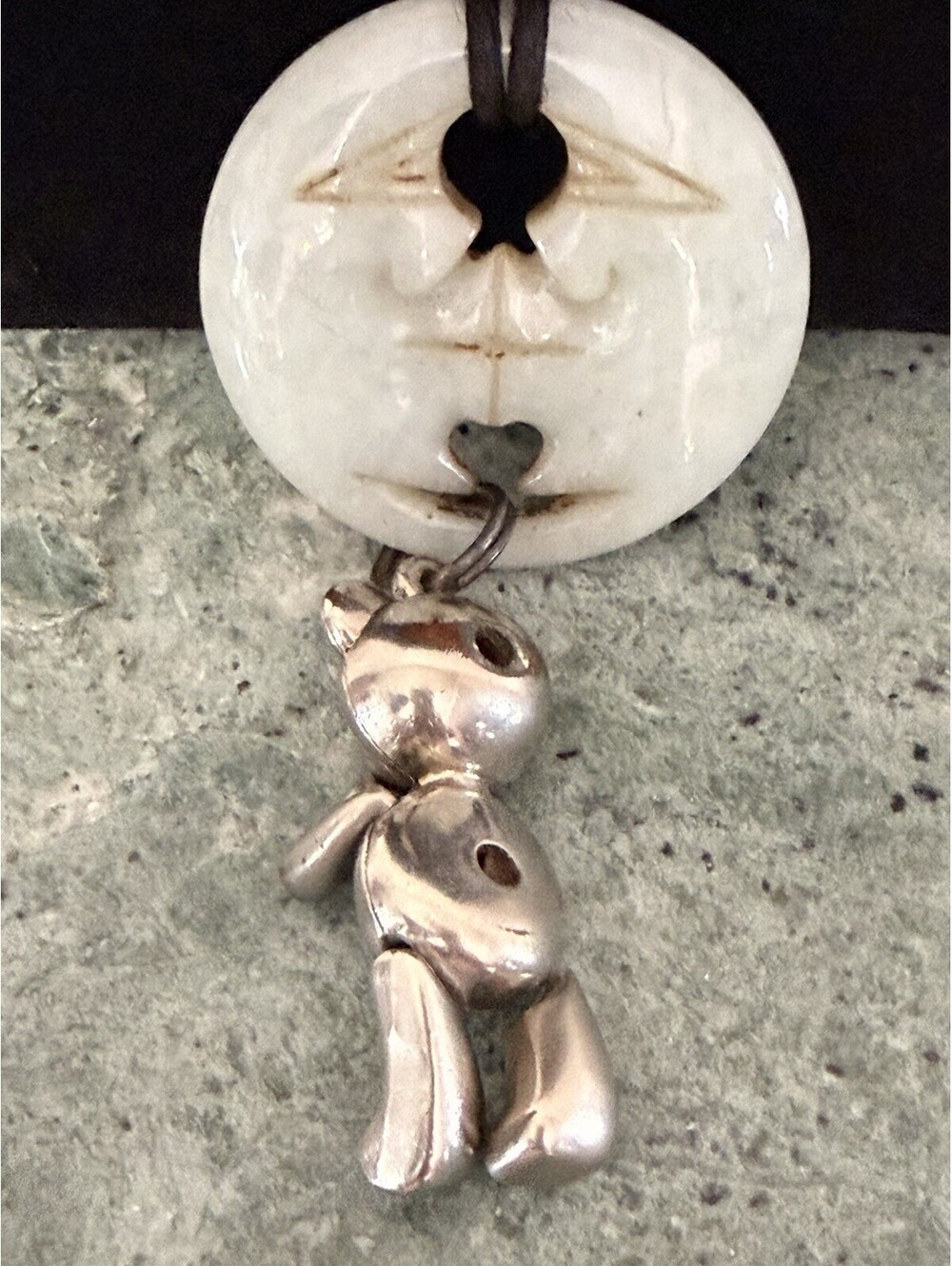 Green Jade Carved Double Moon Cresent Cord Necklace Silver Tone Disjointed Bear